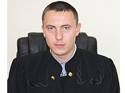 Судью АС Саратовской области отправили под домашний арест